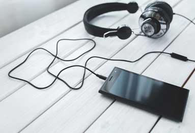 FIBA三篮官方社媒分享中国队花絮：大家加油呀